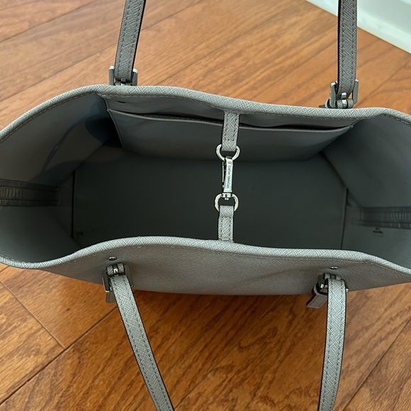 Michael Kors tote - Picture 3 of 4